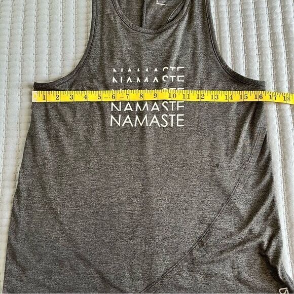 GAP GapFIt Dry Tulip Hem " NAMASTE " Saying Grey Yoga Tank Women's Size Small - Picture 6 of 11